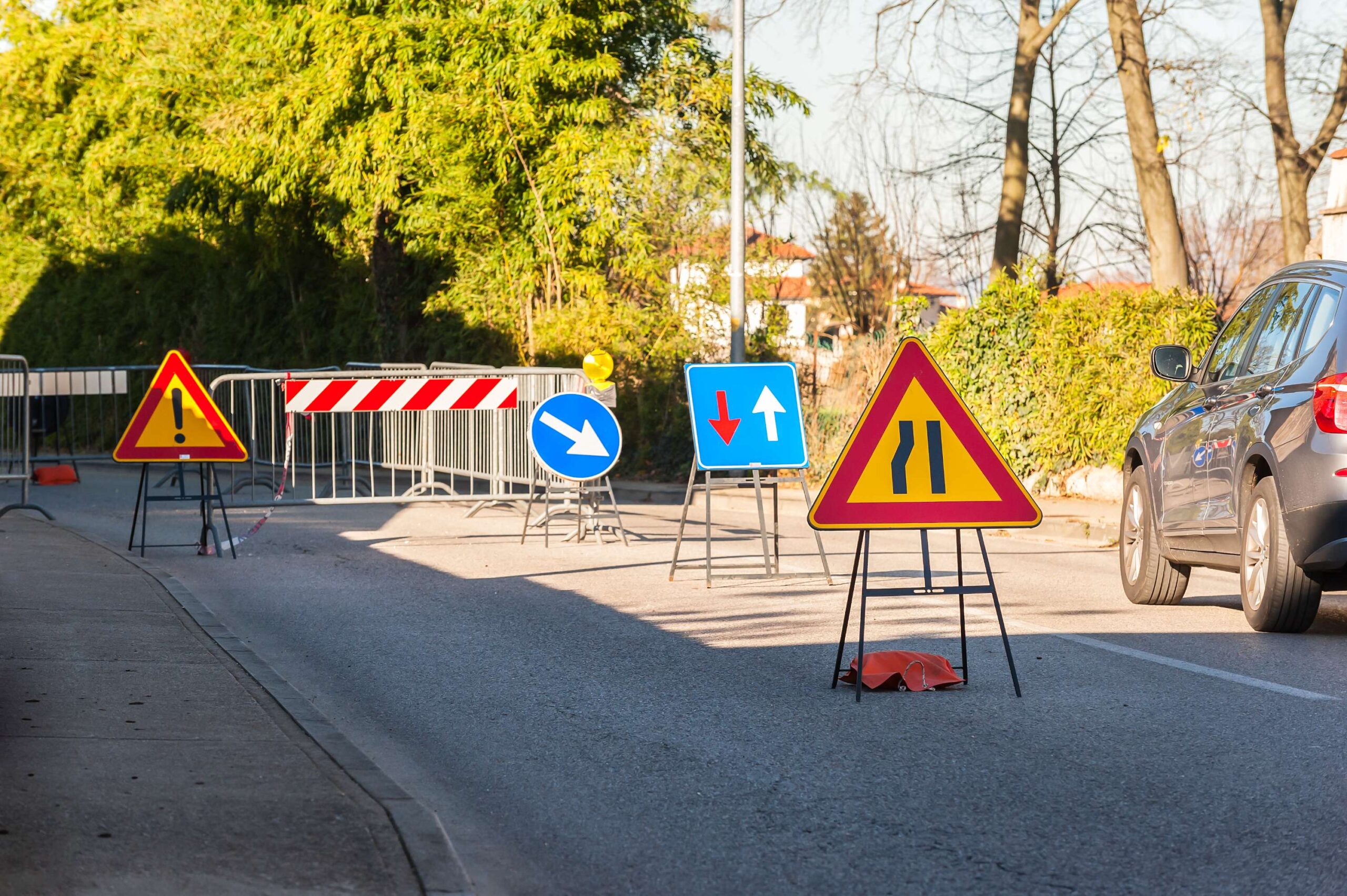 Traffic Management in Ontario: A Checklist for Contractors Before Breaking Ground