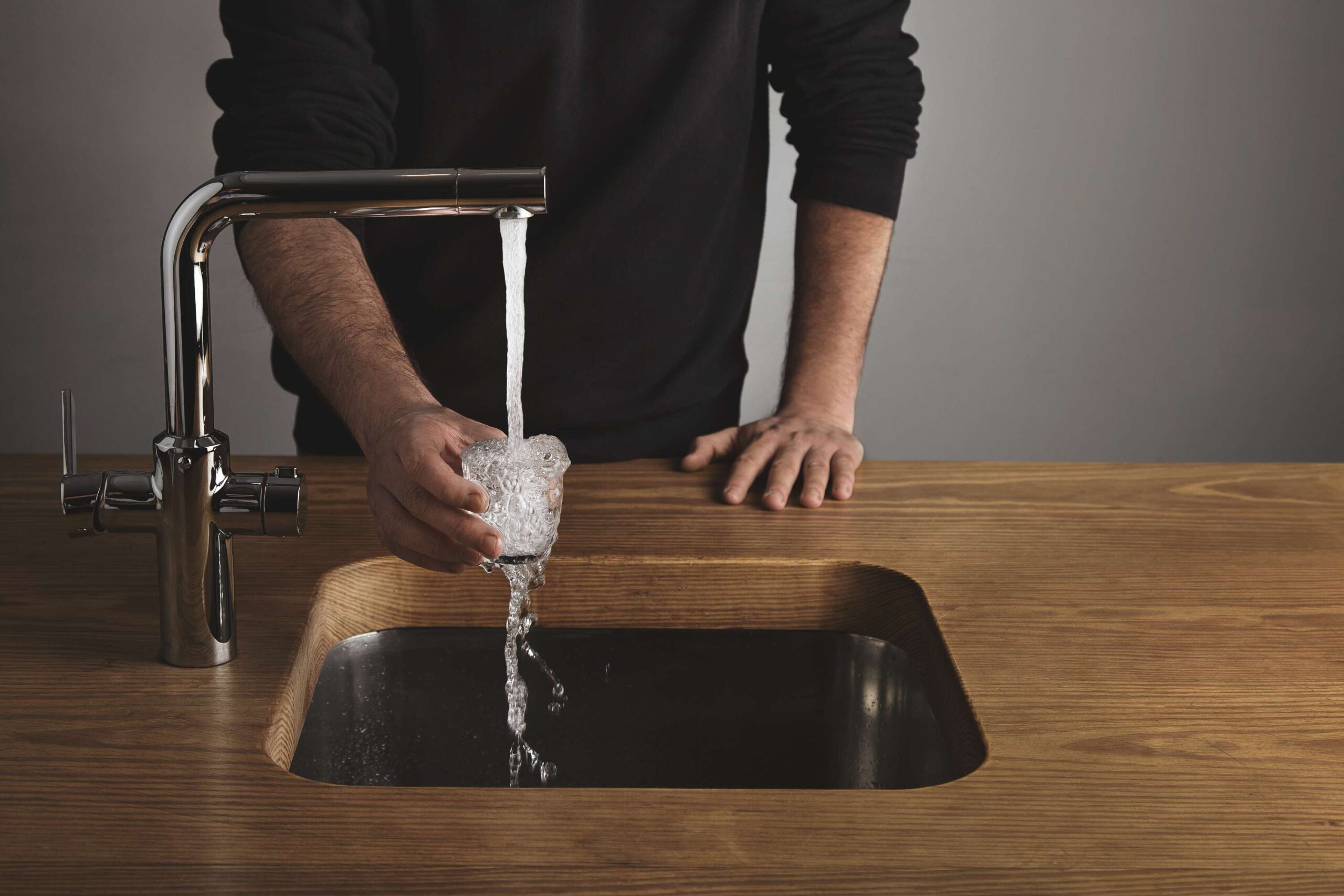 Eau potable à Gatineau : comment détecter et réparer une contamination dans une résidence ?